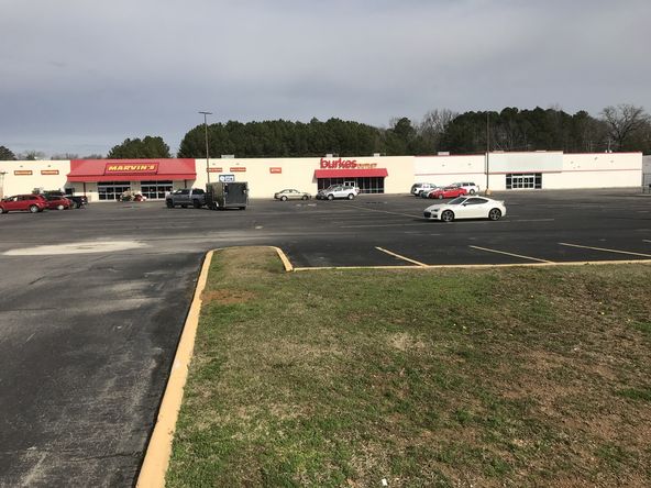 Jasper Plaza: 1200 Highway 78 W, Jasper, AL 35501
